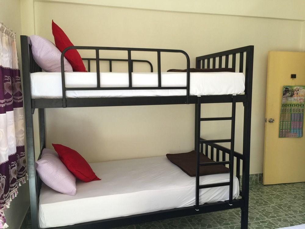 Tid Tarad Hostel Hua Hin Exterior photo